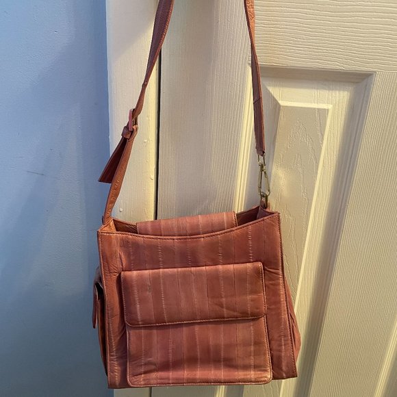 Pink Eel Skin handbag - Picture 1 of 8